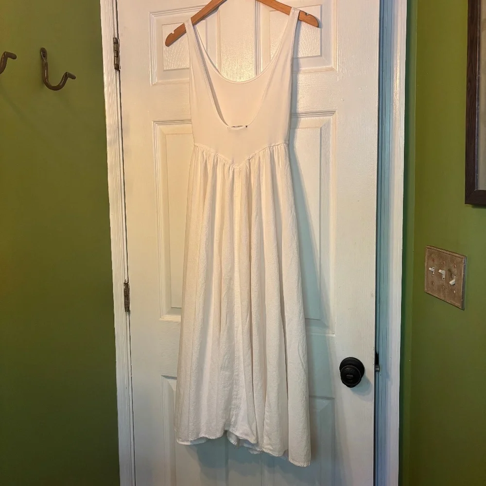 White Basque Waist Dress - Picture 4 of 9